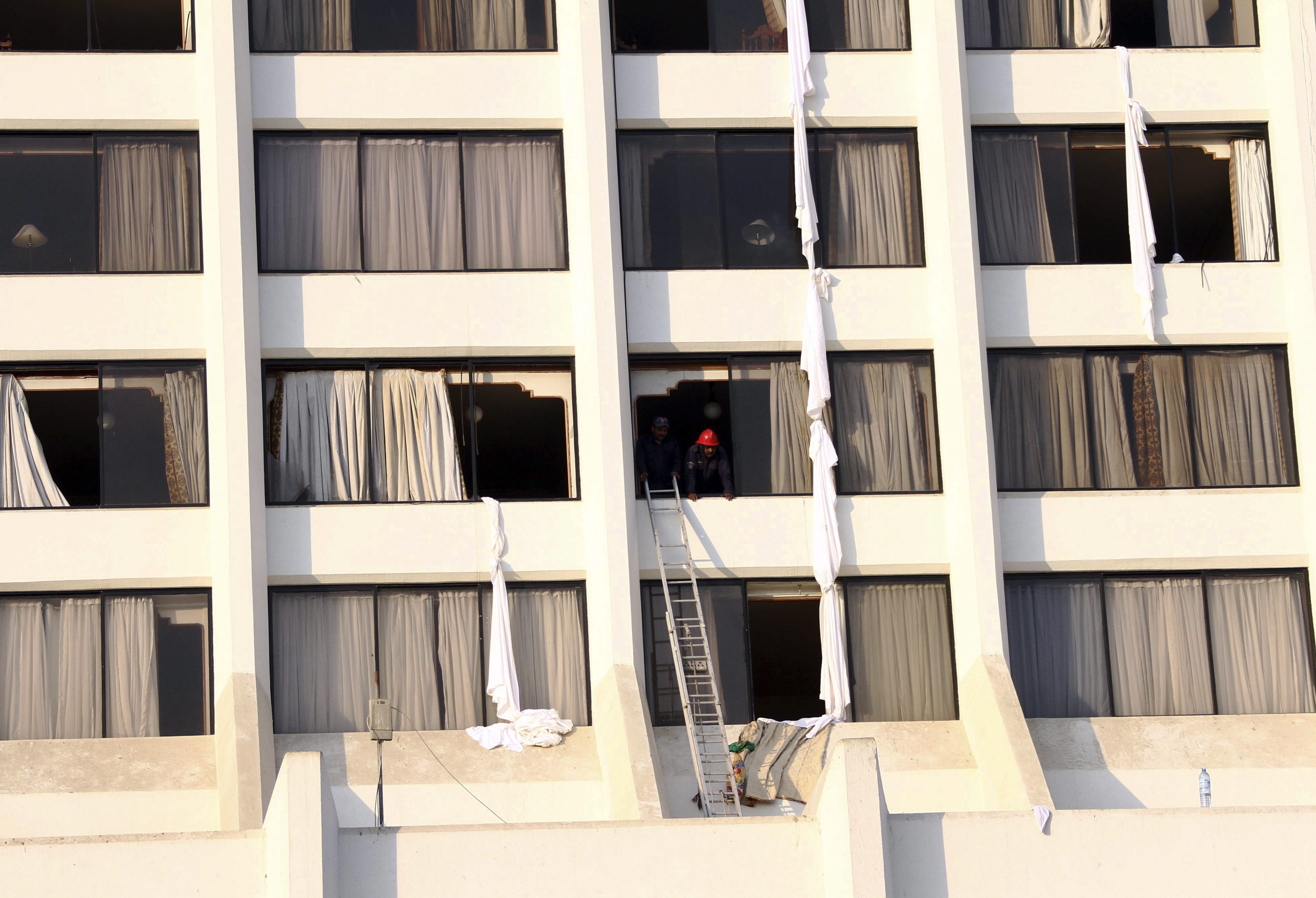 incendiu hotel Pakistan - agerpres