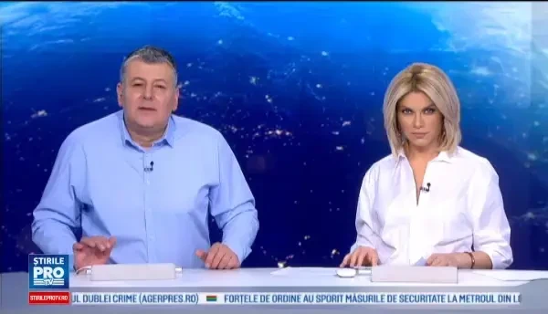 Unde se afla cel mai inalt brad din tara. A fost construit ca un puzzle, din mai multe crengute