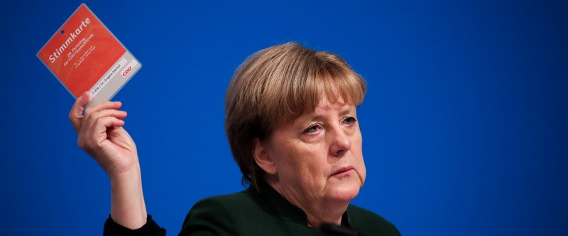 Schimbare de strategie pentru Angela Merkel. Cancelarul a cerut interzicerea partiala a burkai in Germania