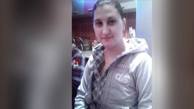 Romanca ucisa de inundatii, in Spania, era incuiata in subsol de patronul la care lucra. Parintii nu au bani sa o aduca acasa