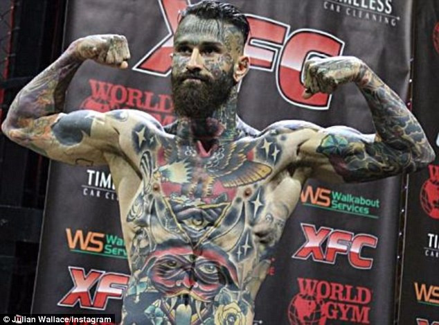 A batut-o pe logodnica lui pana a lesinat, dar a scapat de inchisoare.Motivul scandalos pentru care luptatorul MMA a atacat-o