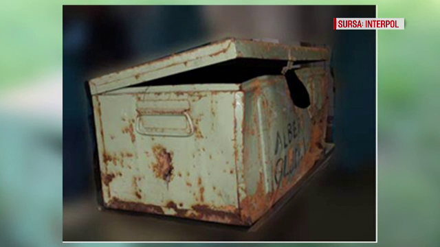 Un barbat mort a fost gasit intr-o lada, plutind pe raul Elba. Politistii germani ne cer ajutorul pentru a-l identifica