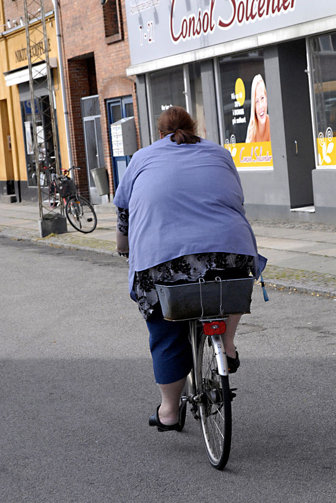 O femeie a slabit 93 de kilograme pentru a putea fi imbratisata de catre iubitul ei. Cum arata acum. FOTO