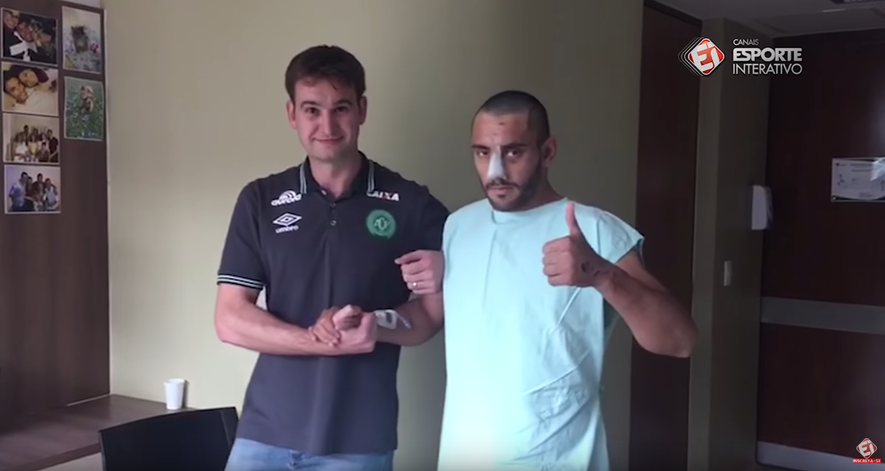Primele imagini cu brazilianul Alan Ruschel, unul dintre cei 3 supravietuitori ai lui Chapecoense. Mesajul transmis de acesta