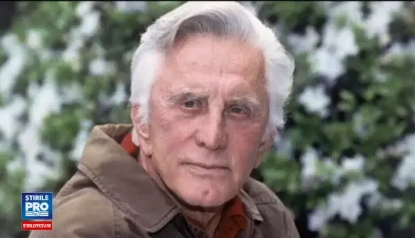 Kirk Douglas, ultimul star al Epocii de Aur de la Hollywood, a implinit 100 de ani. Secretul longevitatii lui Spartacus