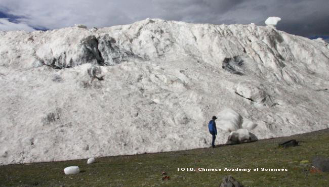 Primele semne distructive ale incalzirii globale. Avalansa din Tibet, care a ucis 9 oameni, provocata de schimbarile de clima