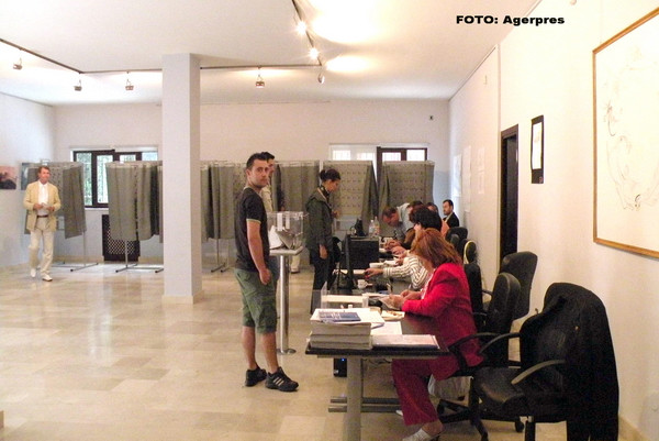 Corespondentul Vitalie Cojocari din Paris. In diaspora au votat 102.000 de persoane