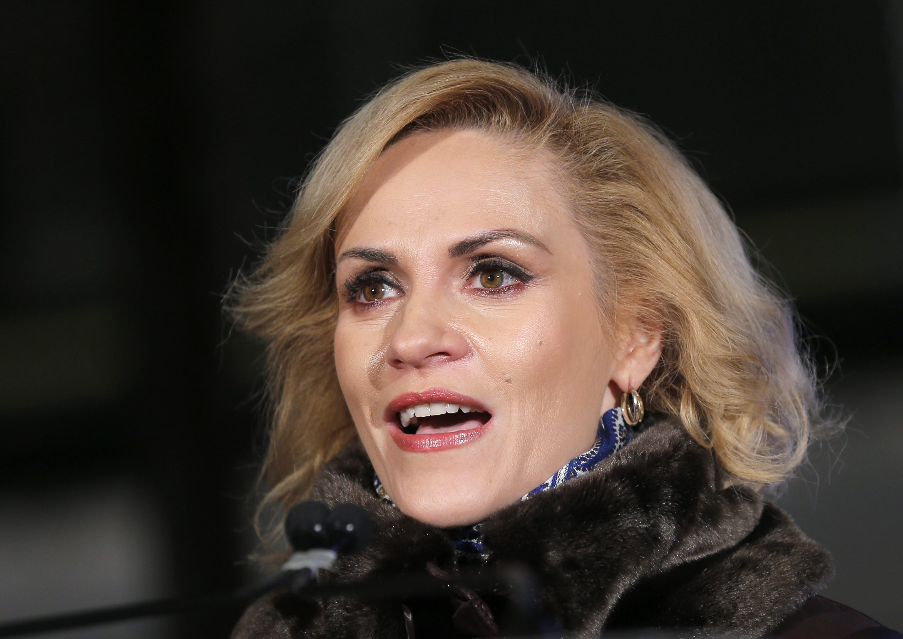 Scandal la Circul Globus. Angajatii protesteaza fata de demiterea sefului lor, iar Gabriela Firea sustine ca este hartuita