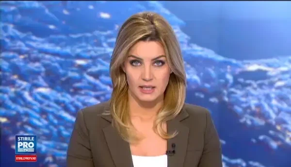 Scandalul facut de un barbat din Botosani, care s-a urcat la volan baut si cu permisul suspendat. Oamenii au sunat la 112