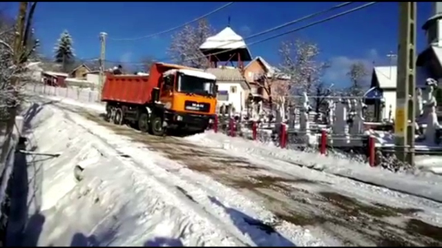 camion care derapeaza