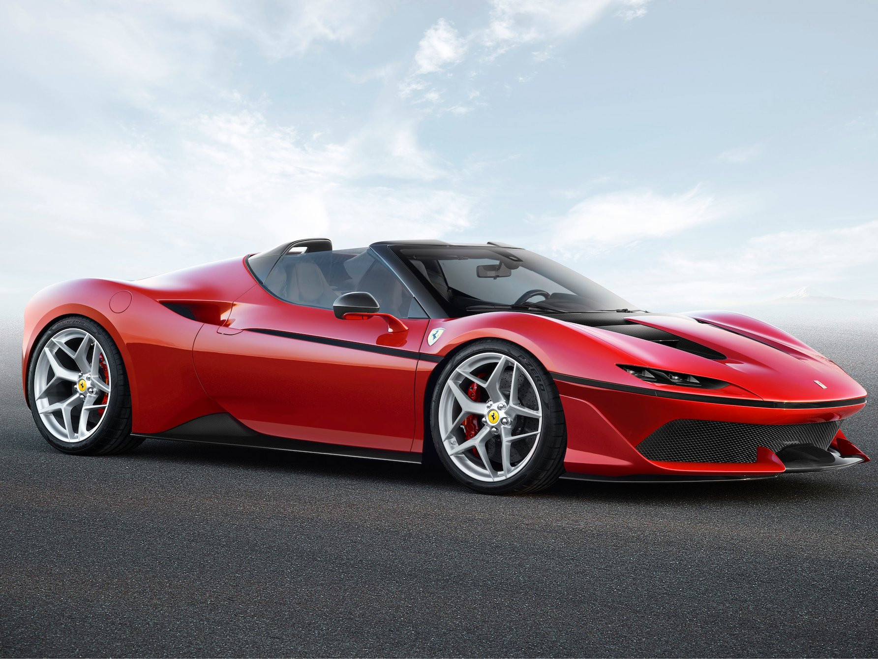Masina de lux prezentata de Ferrari va fi vanduta intr-o singura tara! Doar 10 oameni vor putea conduce aceasta bijuterie