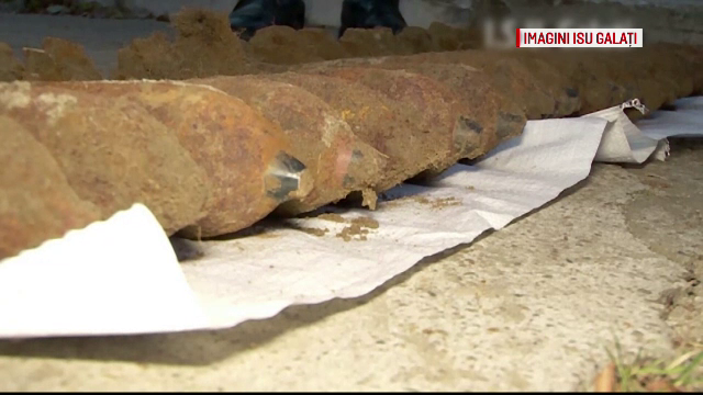 Descoperirea facuta de cativa muncitori care sapau pentru o conducta de apa in Galati. S-au speriat si au sunat la 112