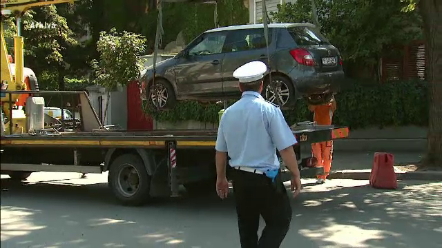 Masinile parcate ilegal vor fi ridicate din nou. Unde nu mai au voie soferii sa isi lase autoturismul