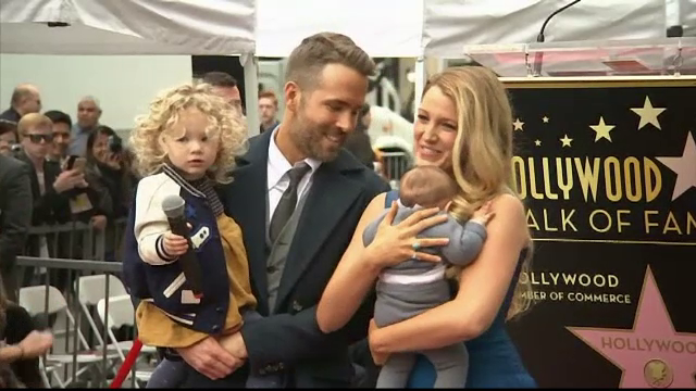 Ryan Reynolds a primit o stea pe Walk of Fame. Actorul i-a multumit sotiei sale: "Esti cel bun lucru care mi s-a intamplat"