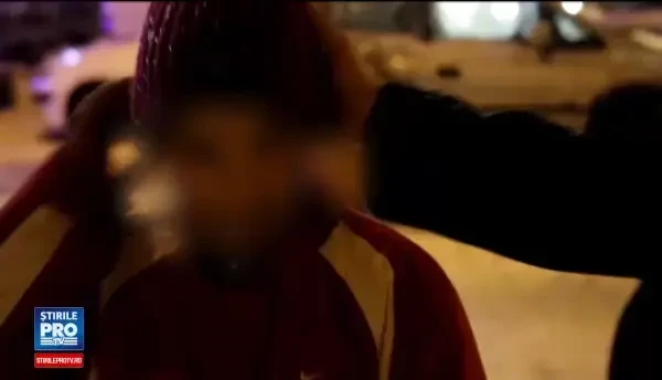 Patinoarul din Baia Mare, boicotat dupa ce administratorul nu a lasat sa intre un copil al strazii. Explicatia data de acesta