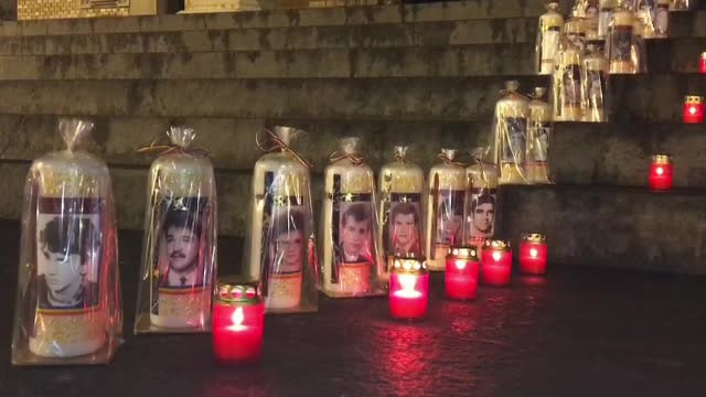 27 de ani de la Revolutie. Omagiul adus celor care au murit pe 17 decembrie 1989, la Timisoara