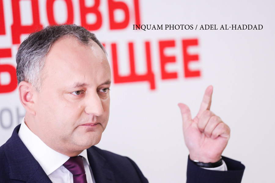 "Cadoul" de Craciun al presedintelui pro-rus Igor Dodon. Limba romana, inlocuita cu "moldoveneasca" pe site-ul presedintiei