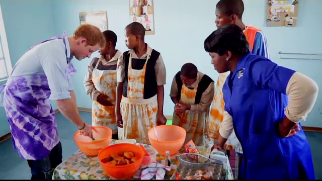 Printul Harry a vorbit intr-un interviu despre cum a vrut sa faca ceva de care mama sa ar fi fost mandra. "Du-te in Lesotho"