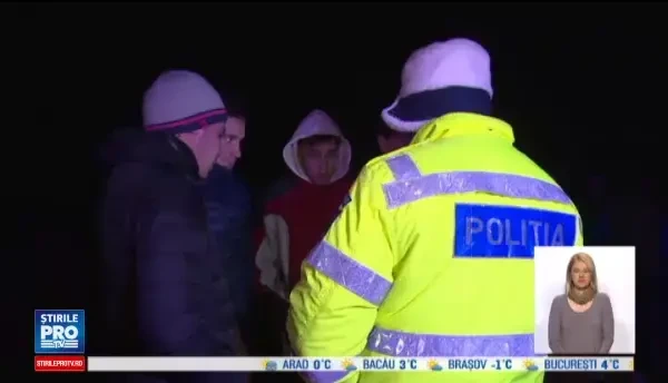 Cum s-a dat jos din autocar, a fost spulberat de o masina. Sotia a asistat la moartea barbatului de 35 de ani