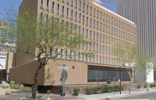 A fost trezit la doua noaptea de tipetele bebelusului sau, dar ce a gasit a fost de neimaginat. Parintii au chemat politia