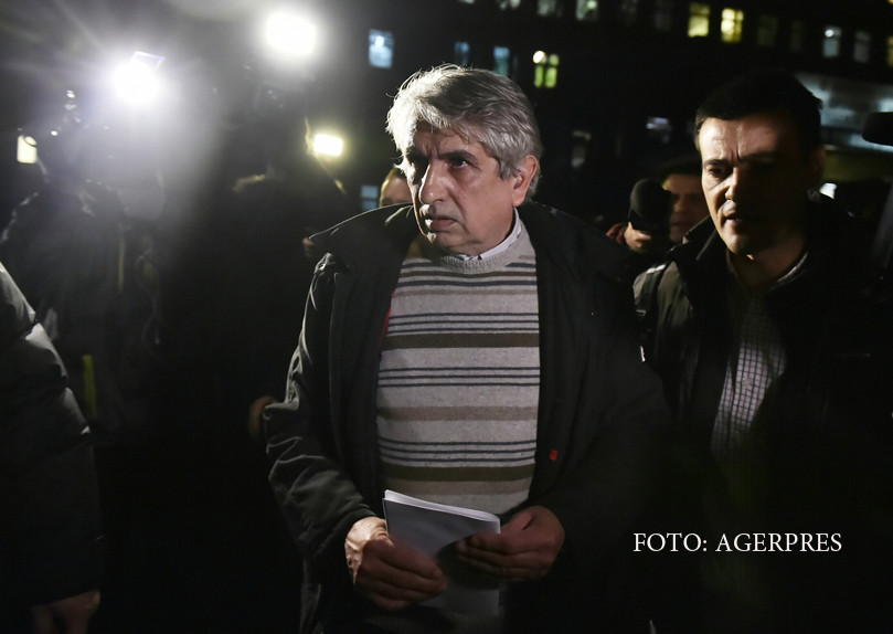 Inca o plangere pe numele faimosului ortoped Gheorghe Burnei. "Am avut in glezna stanga o chestie care parea o sarma"