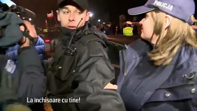 Cea mai grava criza politica din Polonia, din ultimii ani, a intrat in a patra zi. Opozitia continua sa ocupe Parlamentul