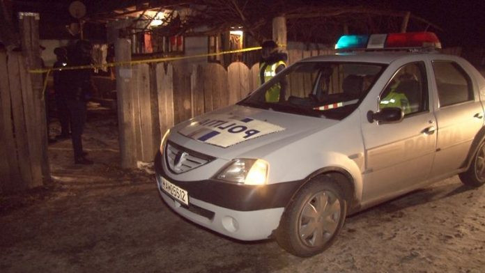 Si-a ucis iubita dupa ce a lovit-o timp de 20 de minute cu picioarele. Fiica minora a femeii, martora la crima