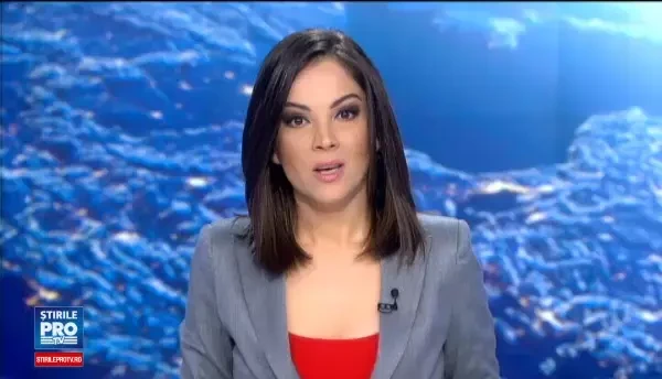 Inundatii devastatoare in orasul spaniol Murcia. Masinile au fost luate de ape, iar unii localnici au ramas blocati in ele