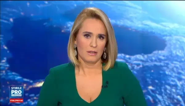 Unui rapper celebru i-a explodat telefonul mobil in timp ce il folosea. Incidentul a fost filmat