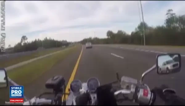 Scene de groaza pe o autostrada din Florida. Motivul pentru care un sofer a condus haotic si a doborat un stalp