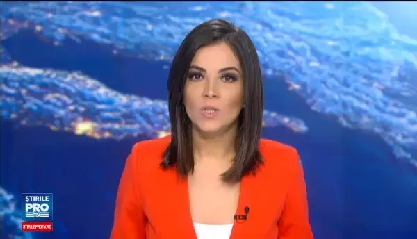 Doi tineri au furat cu lada telefoane dintr-un magazin din Craioava. Cate aparate de ultima generatie le-au gasit jandarmii