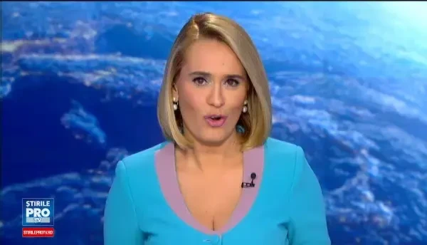 Copiii minunati din Valea Screzii, Prahova, au plecat la colindat. Ei au nevoie de sprijin ca sa poata merge la scoala