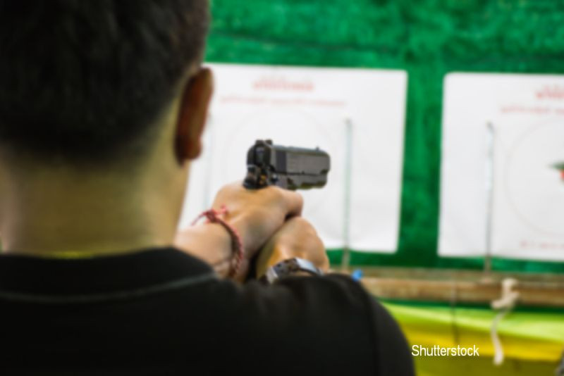 Incident lângă un poligon privat din Botoșani. Un bărbat ar fi fost împușcat din greșeală în timp ce mergea cu bicicleta