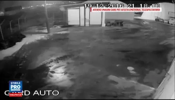 Detalii socante in cazul tinerei din Bacau injunghiata de fostul iubit. Politia stia ce intentii are barbatul