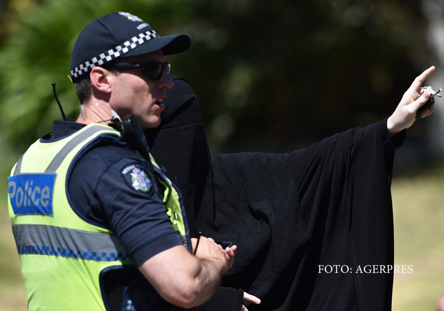 Complot terorist, dejucat in Australia. Atentatorii, "inspirati" de Statul Islamic, voiau sa loveasca in ziua de Craciun