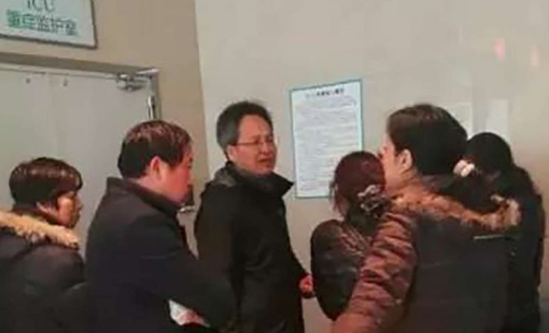 Un copil de 11 ani din China a lovit mortal un pieton, dupa ce a furat o masina. Barbatul ucis urma sa devina tata