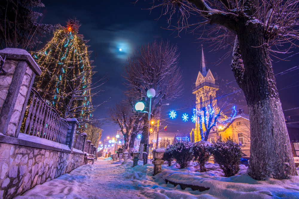 Vreme rece in Ajun, dar calda in ziua de Craciun. Cand va incepe sa ninga serios in tara