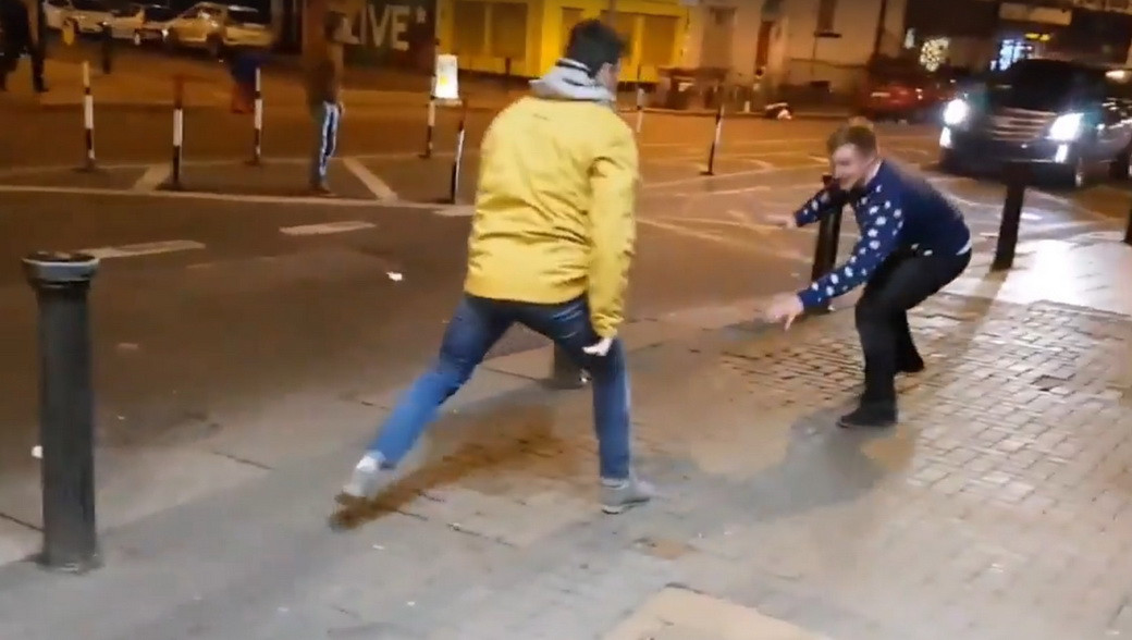 Faceau misto de Conor McGregor pe strada si s-au trezit cu starul din UFC in spatele lor! Cum s-a terminat totul