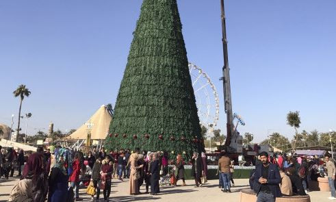 Gestul acestui musulman face inconjurul lumii. Ce a aparut de Craciun, in orasul Bagdad. FOTO