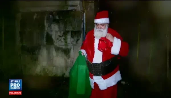 Noapte magica pentru copiii din intreaga lume: Cred ca e cel mai frumos Craciun pe care l-au avut