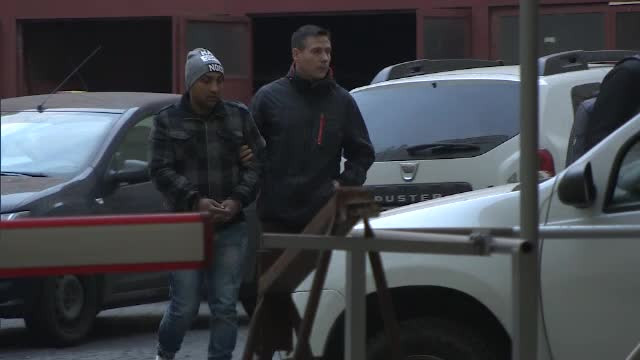 Craciun sangeros. Un tanar a injunghiat 2 persoane, dupa ce a aflat ca cel mai bun prieten "ravneste" la partenerul sau