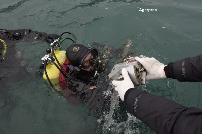 Cea de-a doua cutie neagra a avionului rus prabusit a fost recuperata. Ultimele cuvinte ale pilotilor