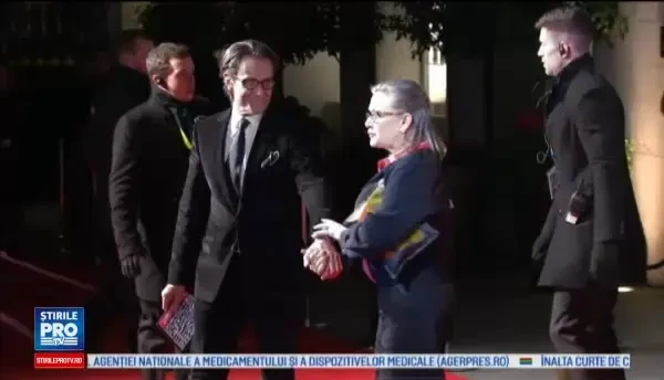 Carrie Fisher, actrita din Star Wars, a murit, dupa ce suferise un infarct. Mesajul emotionant transmis de mama acesteia