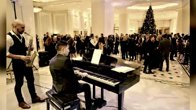 Petrecerile tematice, tot mai cautate de romani. Cat costa sa petreceti Revelionul ca in Vestul Salbatic sau anii '80