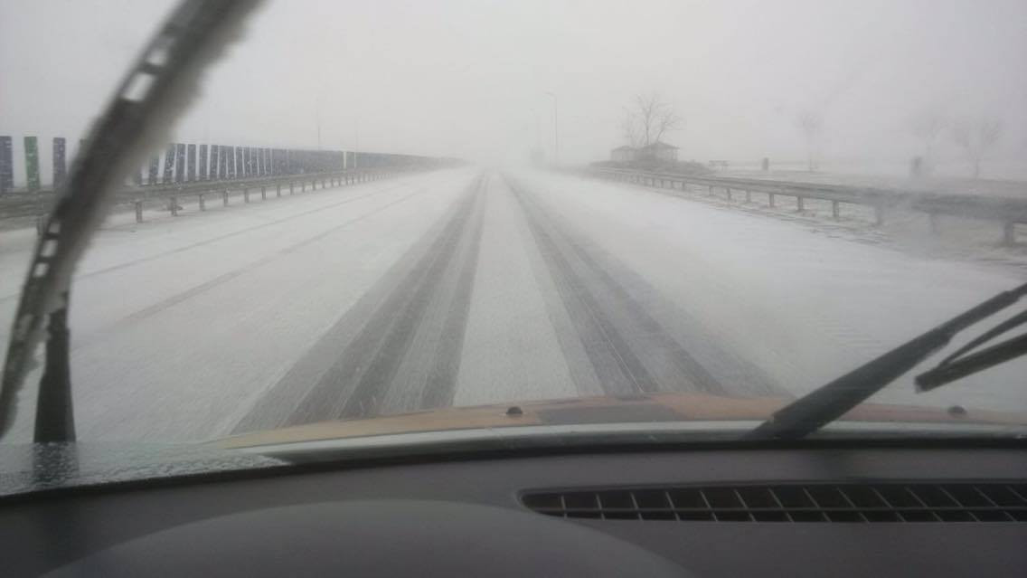 Ninge viscolit pe Autostrada A2. De Revelion vremea va fi mai rece decat de obicei, cu -20 de grade in Transilvania