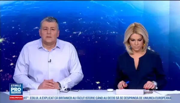 O soferita din Capitala a trecut printr-un adevarat cosmar. Masina in care se afla a fost lovita de o locomotiva de marfar