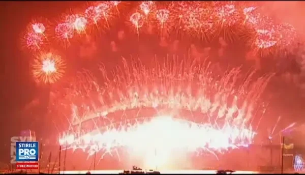 La Multi Ani, 2017! Imagini impresionante din noaptea de Anul Nou. Cum au sarbatorit oamenii pe glob trecerea in 2017. FOTO