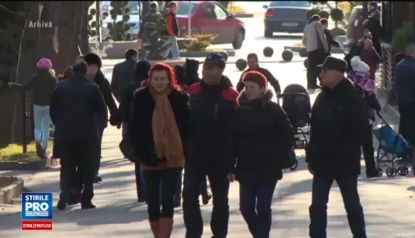 Obiceiuri si superstitii de Anul Nou la romani: Vasc, struguri si smochine pe masa, pentru belsug si noroc