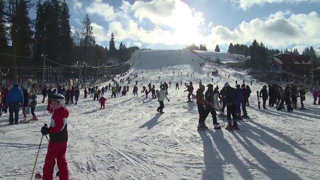 Militarii cercetasi, in weekend la „Serbarile zapezii” din statiunea Baisoara