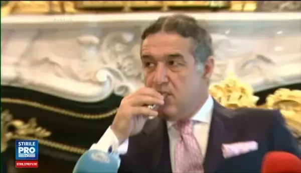 Gigi Becali a trimis un executor la Primaria Capitalei, condusa de fina lui. Suma uriasa pe care trebuie sa o primeasca